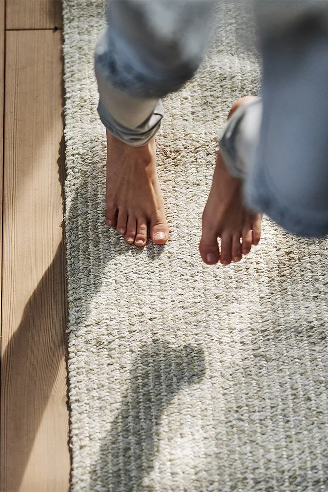 Grå bomullsmatta från Scandi Living är perfekt att inreda skandinaviskt med.